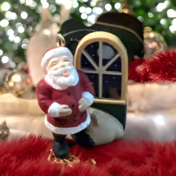 Hallmark Keepsake Jolly Old Santa Miniature Keepsake Of Membership Ornament NWB - Picture 4 of 5